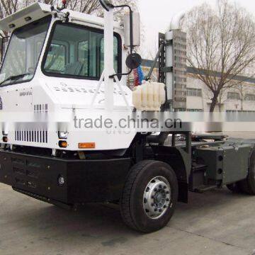 SINOTRUK HOVA 4x2 Terminal Tractor Trucks With Superior Materials