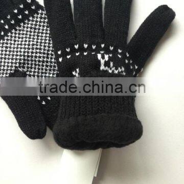 woolen glove