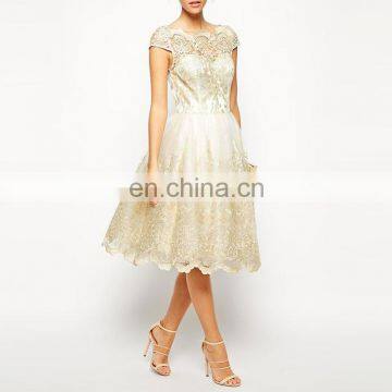 Elegant Sweetheart Neckline Semi-sheer Lace with Scalloped Trim A-line Midi Prom Dress