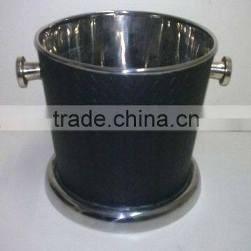 Stainless Steel Ice Bucket Covered With Leather