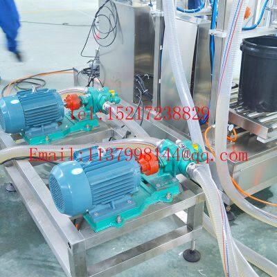 Easy to Operate Manual Weighing and Filling Machine Semi Automatic Filling Machine Liquid photo-3