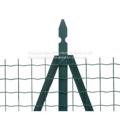 Green PVC Welded Wire Steel Mesh Euro Fence photo-2