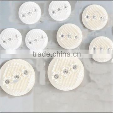 Shiny white colour resin women coats button with tunnel shank