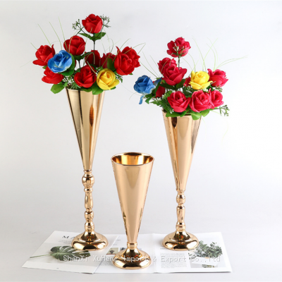 Wedding Props Golden Vase Hotel Party Bucket Vase Table Centerpiece Luxury Ramadan Ornaments Ballroom DecorationWedding Props Golden Vase Hotel Party Bucket Vase Table Centerpiece Luxury Ramadan Ornaments Ballroom Decoration