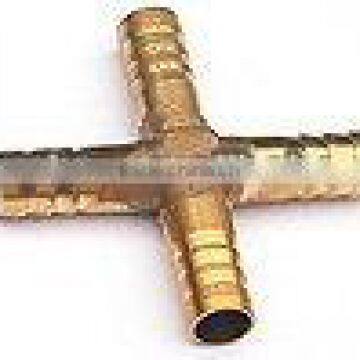 Brass pipe fitting cross