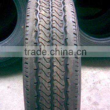 700R16C tire