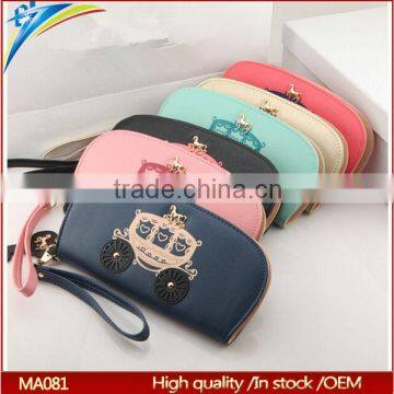 2015 Low MOQ Purse Cheap Oval Carriage Shape Design Clutch Wallet With Tote Band