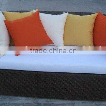 Simple romantic Loveseater Rattan Sofa --for young couple or Valentine