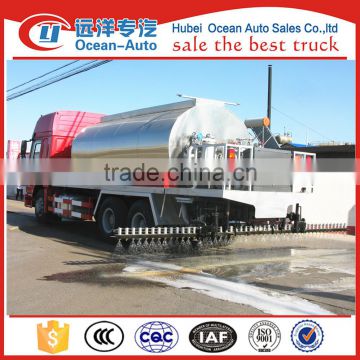 SINOTRUK HOWO 14ton asphalt pavement distributor truck for sale