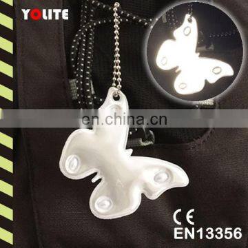 2017 Latest Metallic Silver Butterfly Reflective Hanger On the Backpack For Kids Safety in CE EN71 / EN13356