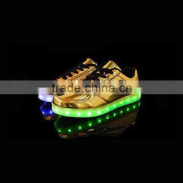 Wholesale Fashion gold/silver adults LED shoes/LED light up shoes/LED flashing sneaker/luminous LED light sport shoes