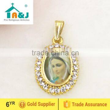 Virgin mary picture pendant