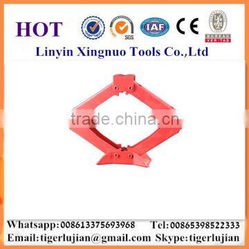 China Famous Brand Name Xingnuo 1.5-ton Capacity Red Color Portable Scissor Jack photo-2