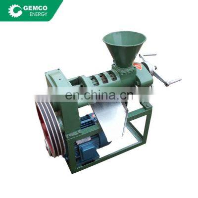 Effient oil processing uses small moringa seed oil extractor