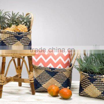 High quality best selling eco-friendly two tones bamboo baskets weaving from Vietnam