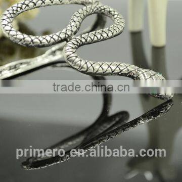 Retro Punk Attractive Curved Stretch Snake Cuff Bangle Serpentine Gold Bracelet photo-4