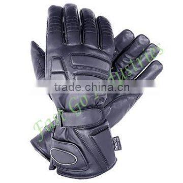 Anti skid winter glove