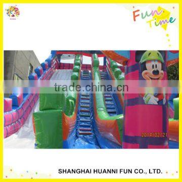 2016 hot kids commercial inflatable Game giant inflatable house with water slide for sale
