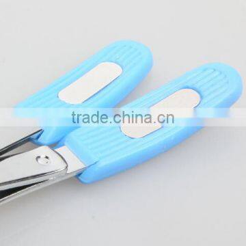 Hot Sale Colorful Cute Plastic Long Handle Nail Clipper photo-2