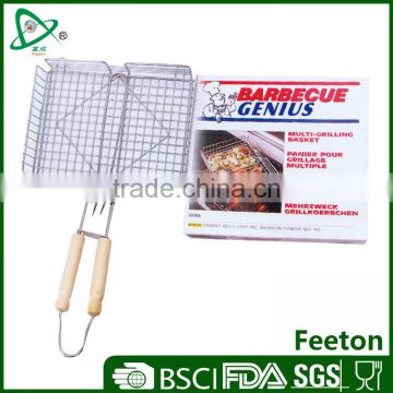 Grill basket with folding handle