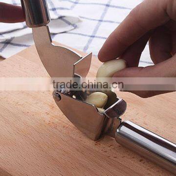 Cheap Home Stainless Steel 430 Stainless Steel Garlic Press Commercial Garlic Press Peeler photo-2