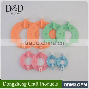 Multicolored Plastic Knitting Tool Flutty Yarn Accessory Pom Pom Maker photo-3