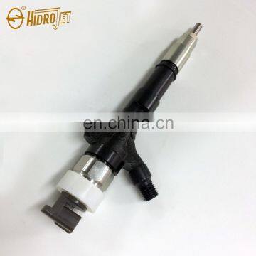 High quality diesel parts 23670-30050 fuel injector 095000-5881 used for HILUX 2KD