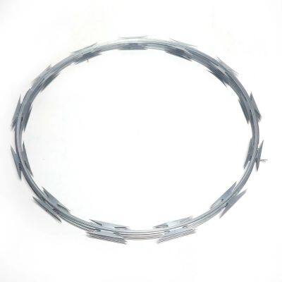 Expanded Razor Barbed Wire Fence Flat Wrap Razor Barbed Wire Diamond Weld Razor Wire Fence Sustainable Waterproof photo-5
