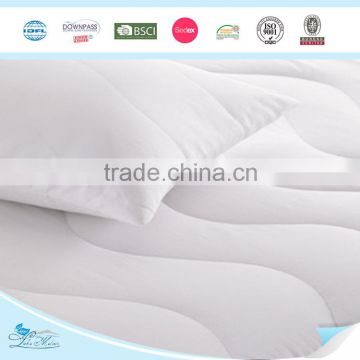 China supplier 100% cotton fabric polyester/microfiber filling hotel pillow