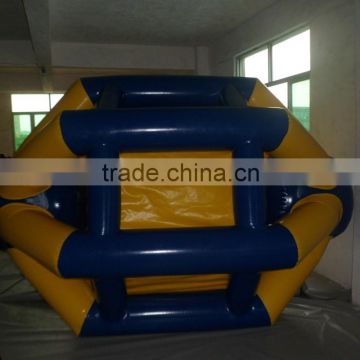 2015 hot new commercial inflatable water roller water games