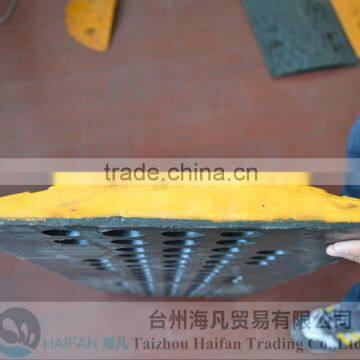 500*320*40mm Rubber Speed Bump Used in Intersection/durable Reflective Speed Bump for Crossroads/protable Speed Hump photo-5