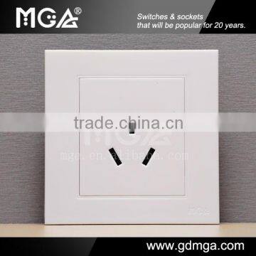 MGA A9 Series 16A 3 pin wall Socket