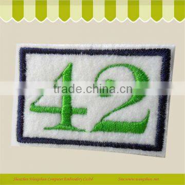 Customed Number Embroidery Badge Sew-On Clothes