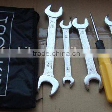 Bicycle repair tools kit