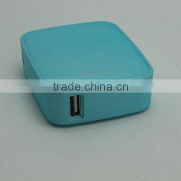 rechargeable smart mobile power bank 5600