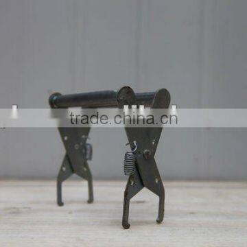 Wholesale bee hive equipment hive tool iron frame grip