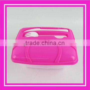 lunch box with knife and fork