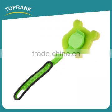 Toprank Top Selling Colorful Long Handle Cute Bear Shaped Kitchen Dish Washing Scouring Pad Soap Sponge Pad photo-2