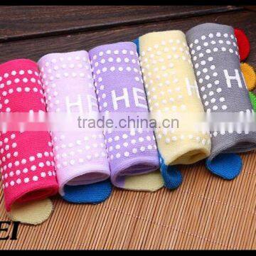 Japanese Five Toe Teen Girl Tube Socks With Grip Socks photo-2