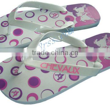 women nude beach flip flops