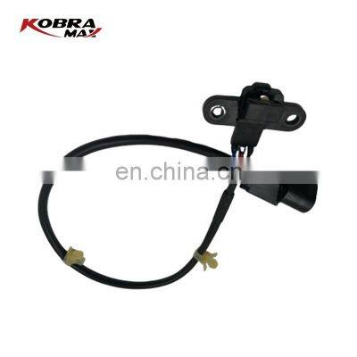 Car Spare Parts Crankshaft Position Sensor For Mitsubishi SKK558 SMW250627