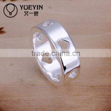 Stylish silver hollow heart ring veneers