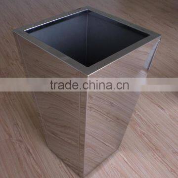 Decorative tapered stainless steel planter with mirror face