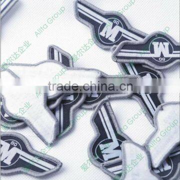 Wholesale Custom Fashion Cheap Machine Woven Head Badge