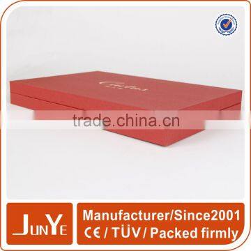 Clamshell Filp Cosmetic Display Box With Die Cut Foam photo-5