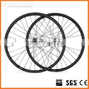 All mountain bike 35mm wide carbon 29er mtb wheels tubeless with am disc brake hubs