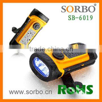 Hot Sale Mini Solar Power and Hand Crank Green Power LED Flashlight Can Use in 5 Meters Water