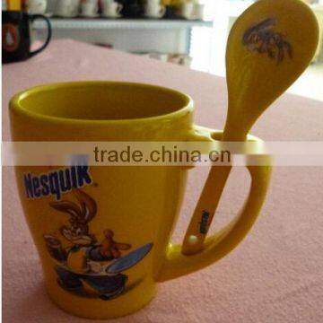 Creative Fashion Simple Mluti-color Different Shape Ceramic Coffee Mug With Inserting Spoon photo-6