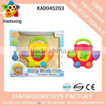 Hot selling interesting gift lovely plastic infant rattle ball baby toys