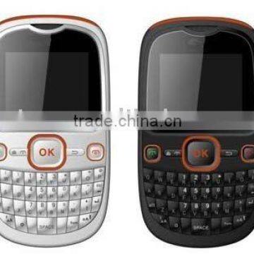 Low Price Qwerty Cell Phone S700